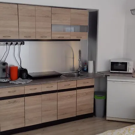 Kleines Gemuetliches In Zentraler Lage *