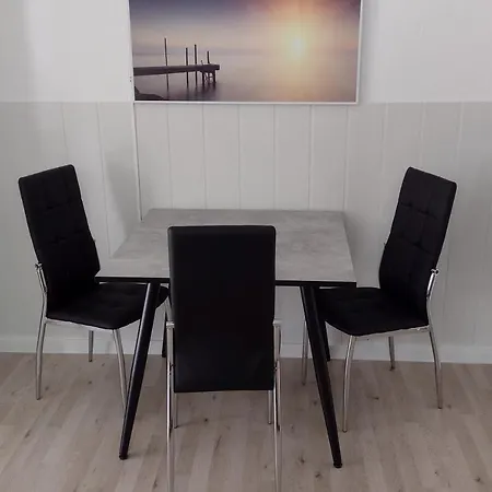 Kleines Gemuetliches In Zentraler Lage *