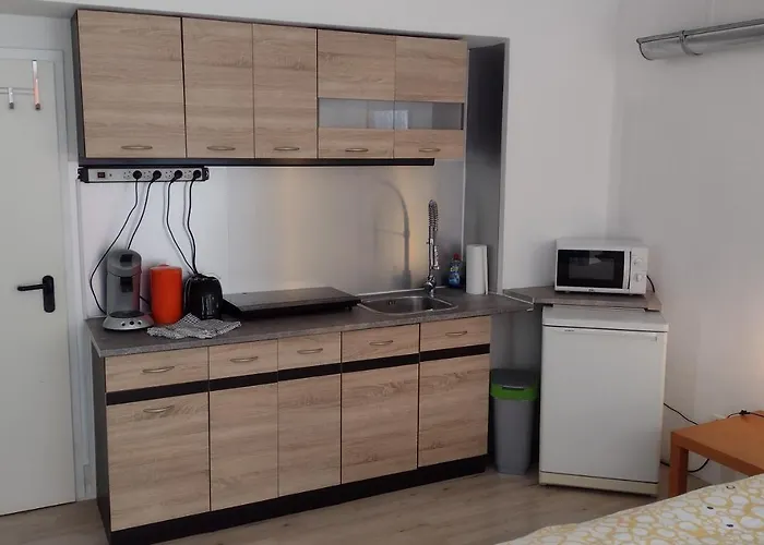Kleines Gemuetliches In Zentraler Lage *
