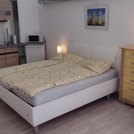 Kleines Gemuetliches In Zentraler Lage * Prien am Chiemsee